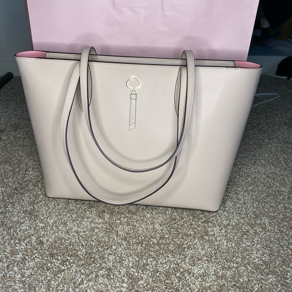 Kate Spade new with tags tote - Picture 1 of 6